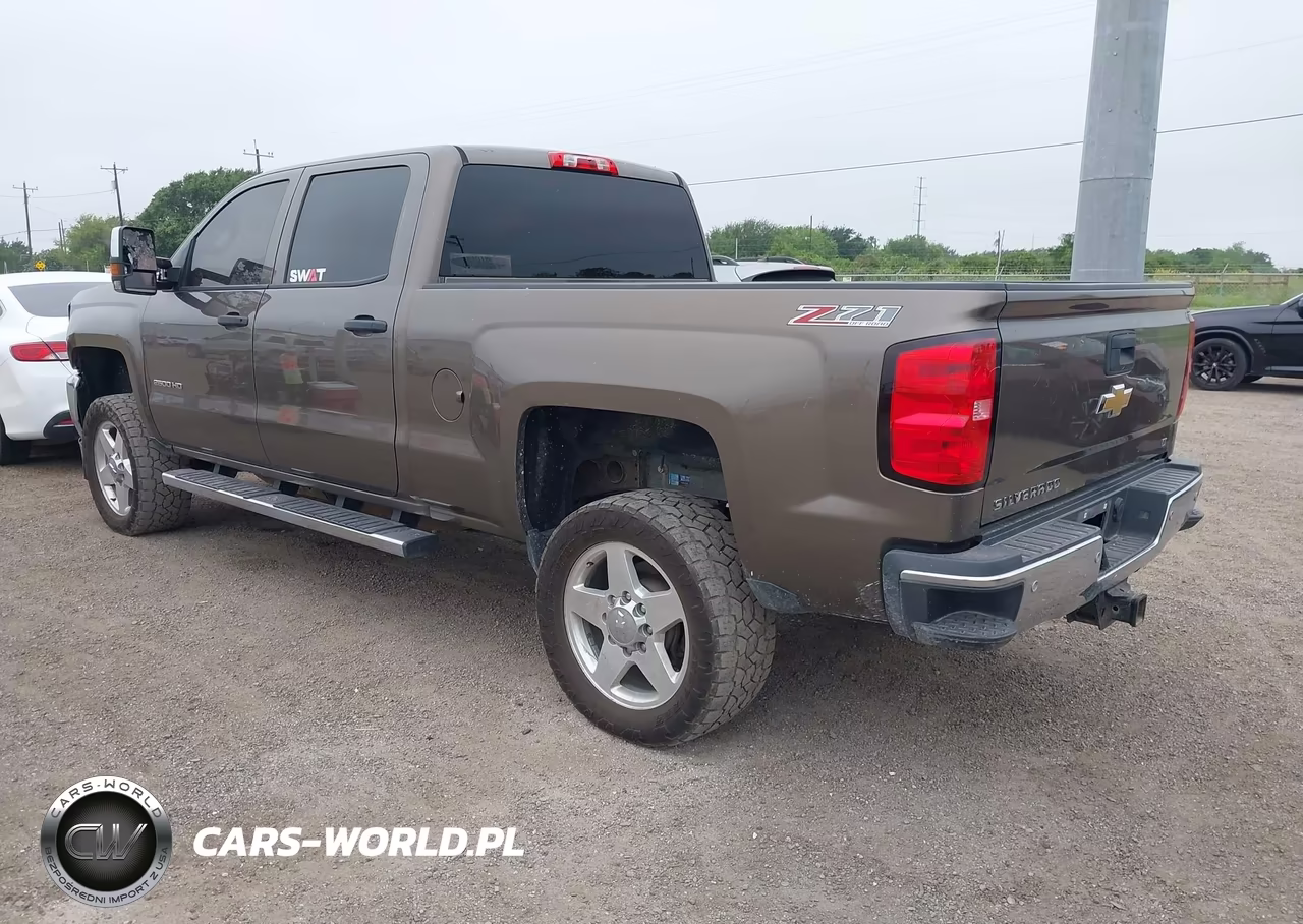 2015 Chevrolet Silverado 2500Hd Lt VIN:1GC1KVE85FF148113 - 3