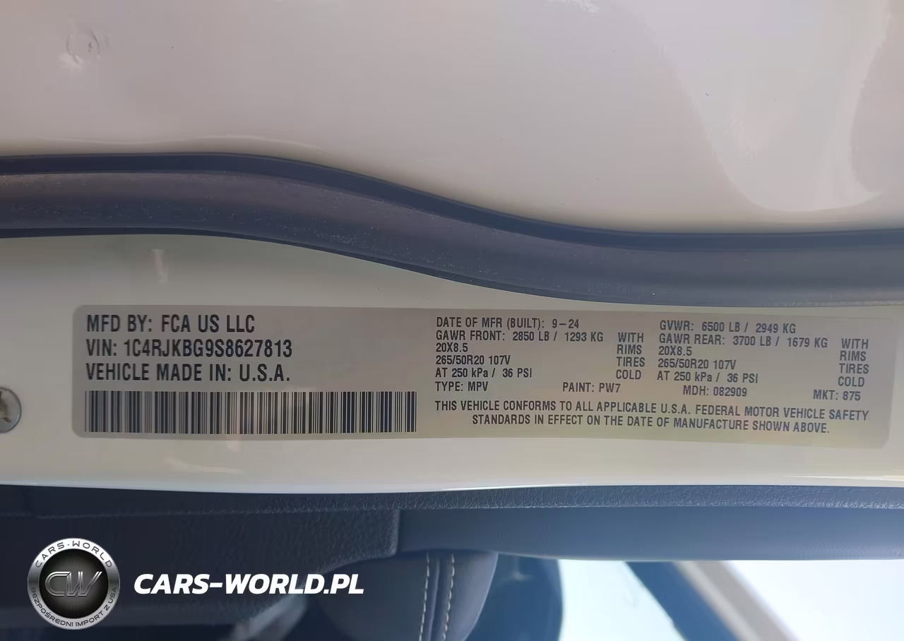 2025 Jeep Grand Cherokee L Limited 4X4 VIN:1C4RJKBG9S8627813 - 9