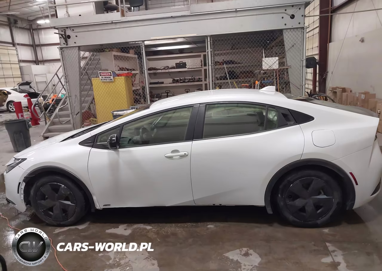 2023 Toyota Prius Le Awd-E VIN:JTDADABU4P3005385 - 15