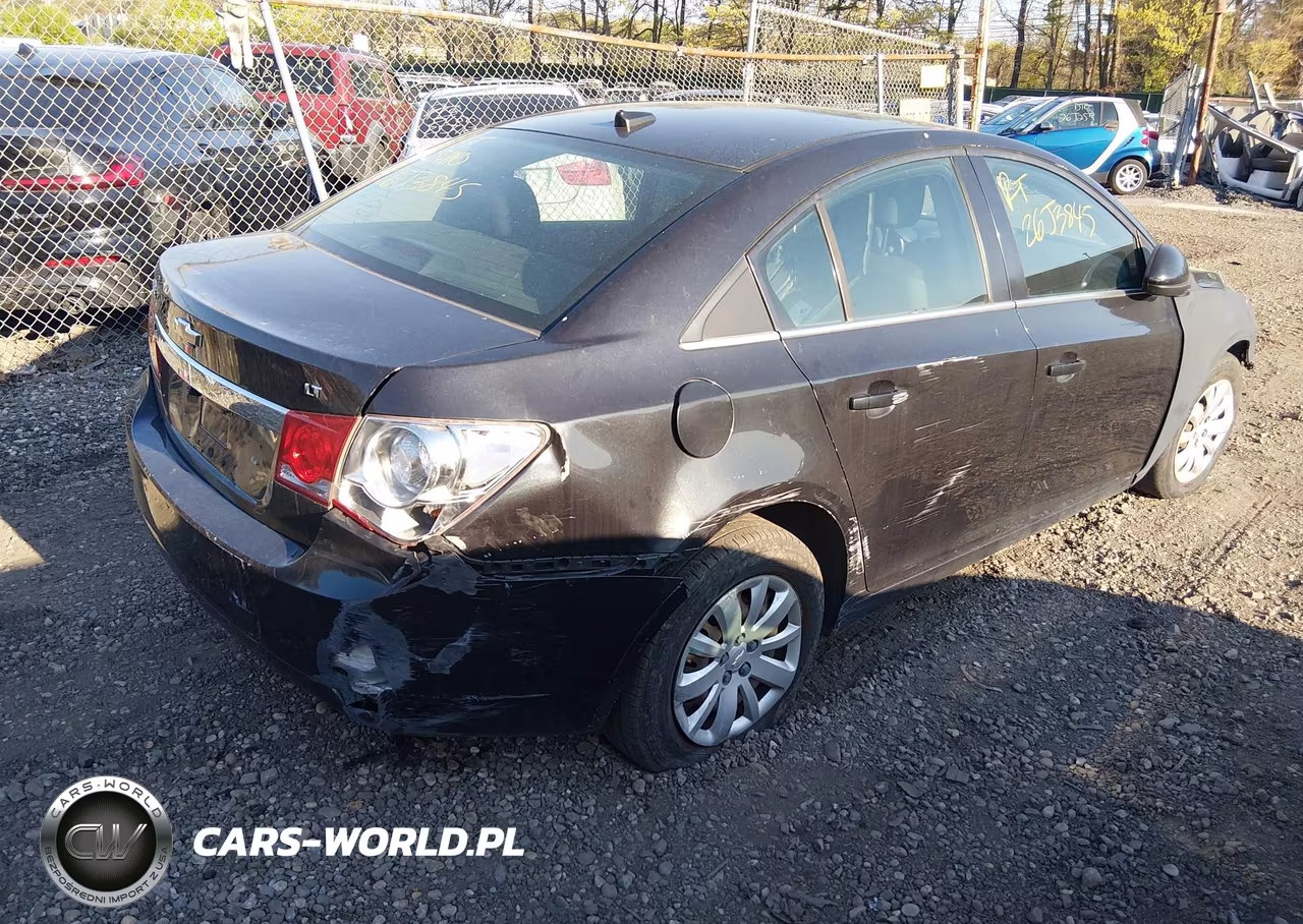 2011 Chevrolet Cruze 1Lt VIN:1G1PF5S95B7182755 - 4