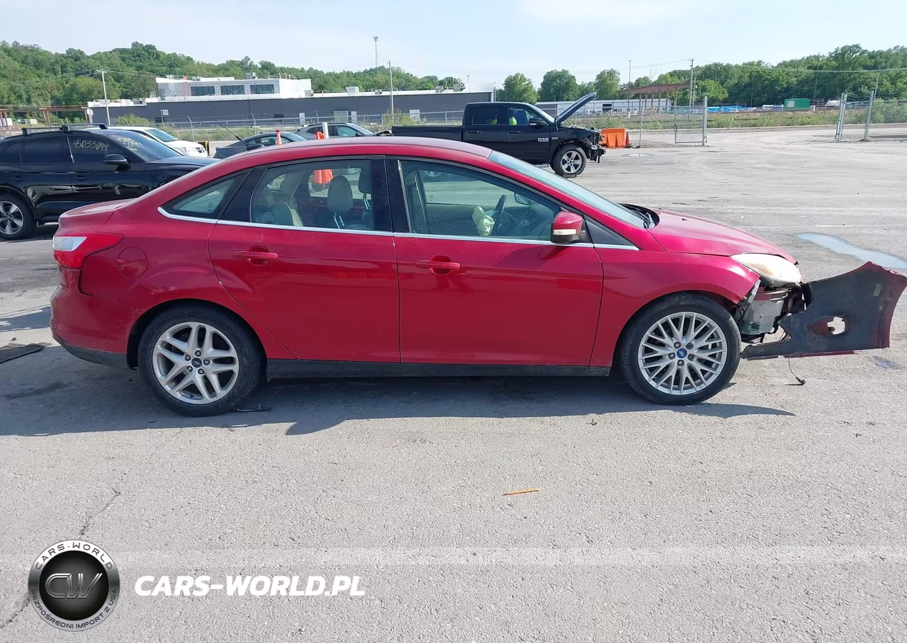 2012 Ford Focus Sel VIN:1FAHP3H26CL102739 - 13