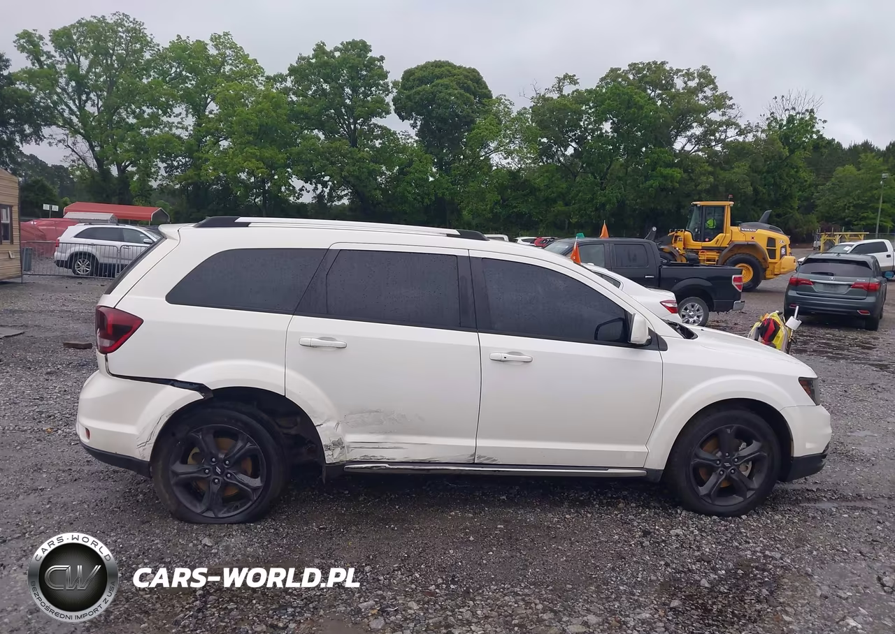2019 Dodge Journey Crossroad VIN:3C4PDCGB8KT867471 - 13