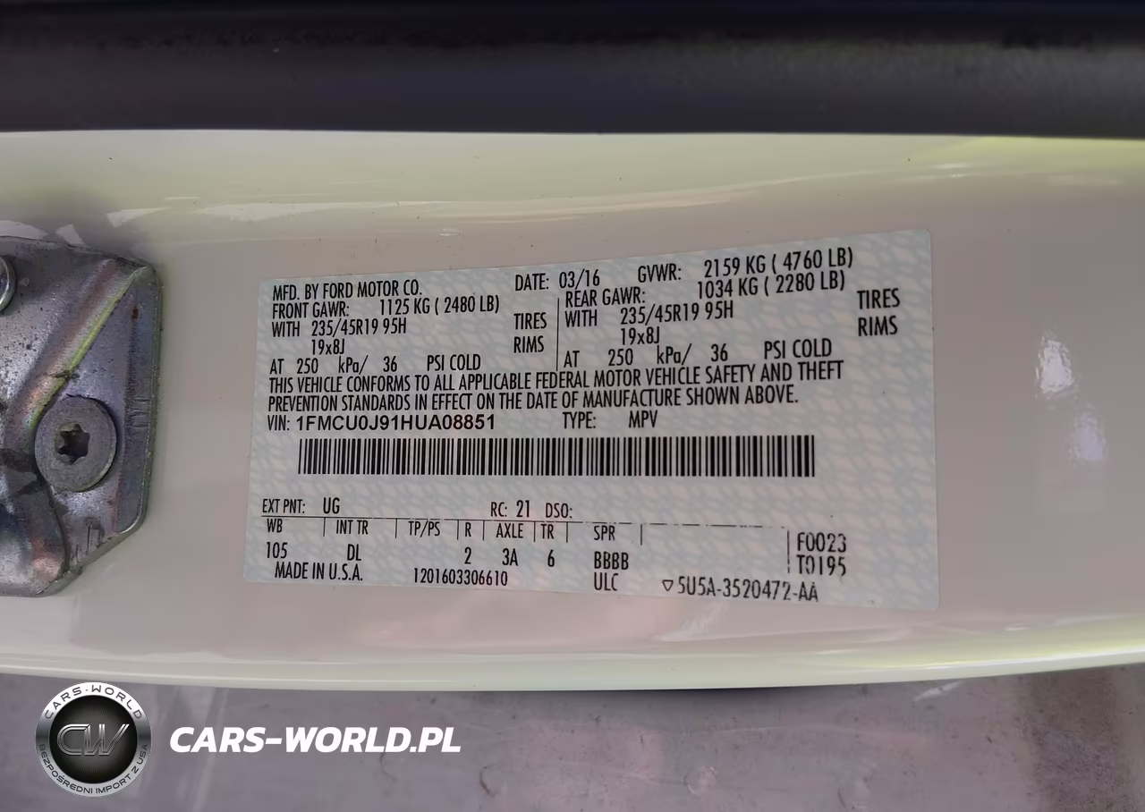 2017 Ford Escape Titanium VIN:1FMCU0J91HUA08851 - 9