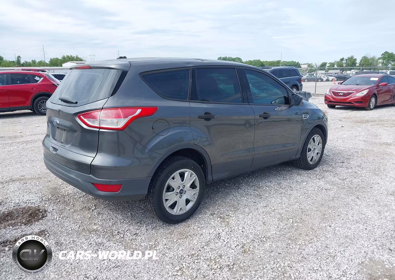 2015 Ford Escape S VIN:1FMCU0F74FUC62591 - 4