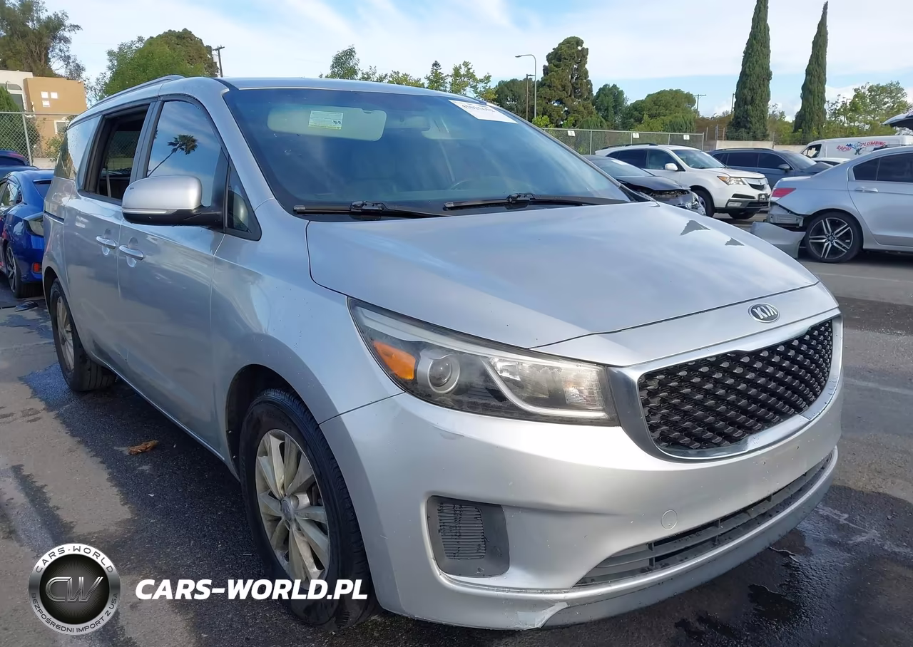 2015 Kia Sedona Lx