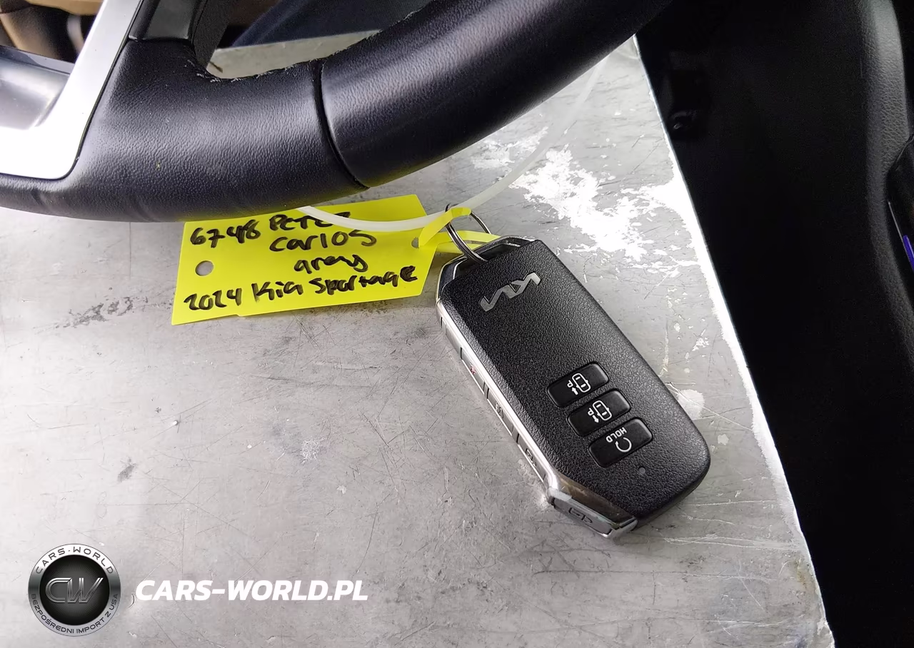 2024 Kia Sportage Plug-In Hybrid X-Line Prestige VIN:KNDPZDDHXR7122803 - 11