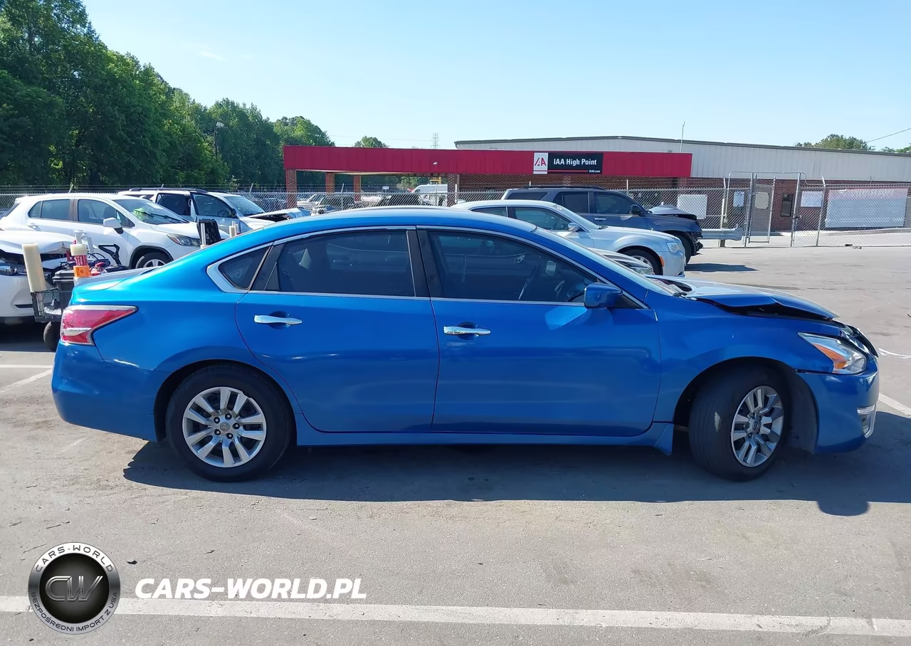 2015 Nissan Altima 2.5 S VIN:1N4AL3AP2FC261393 - 13