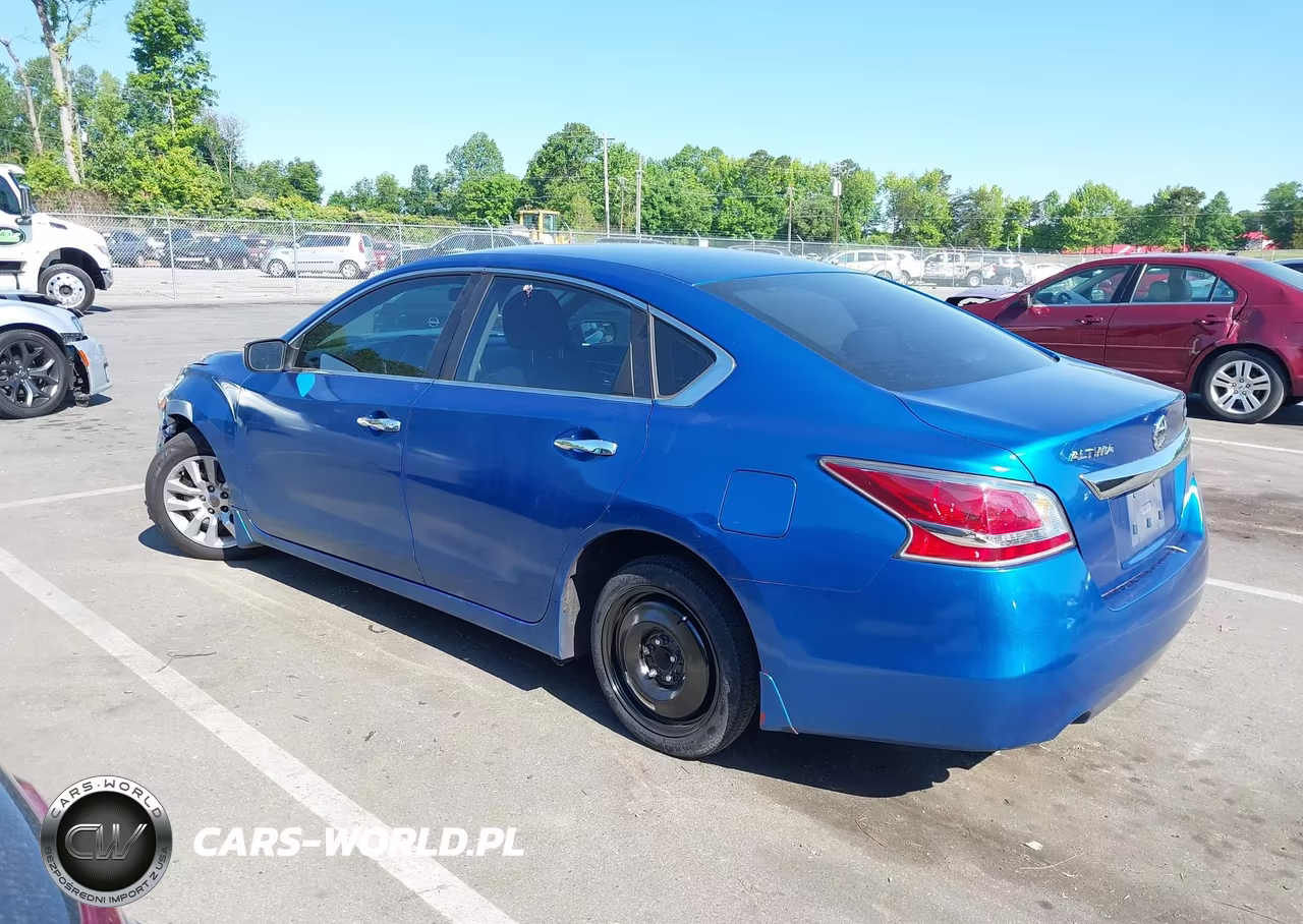 2015 Nissan Altima 2.5 S VIN:1N4AL3AP2FC261393 - 3