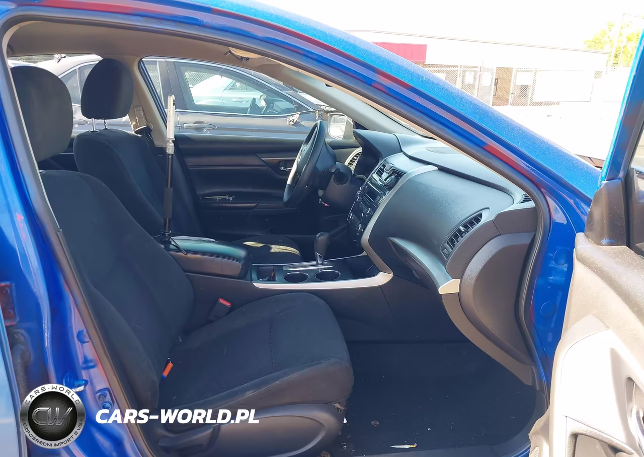 2015 Nissan Altima 2.5 S VIN:1N4AL3AP2FC261393 - 5
