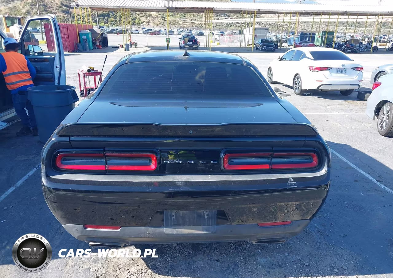 2019 Dodge Challenger R-T VIN:2C3CDZBTXKH637462 - 16