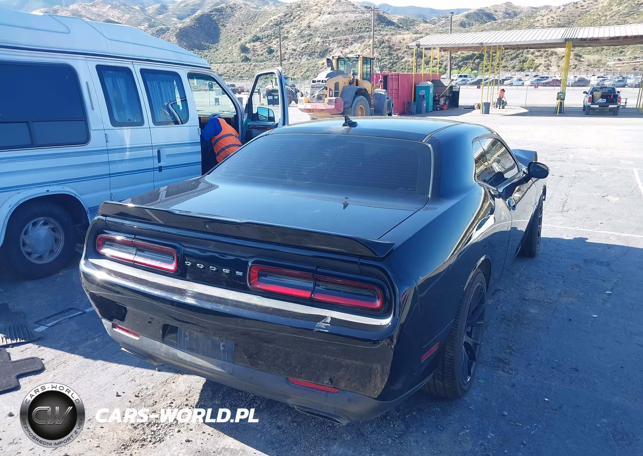 2019 Dodge Challenger R-T VIN:2C3CDZBTXKH637462 - 4