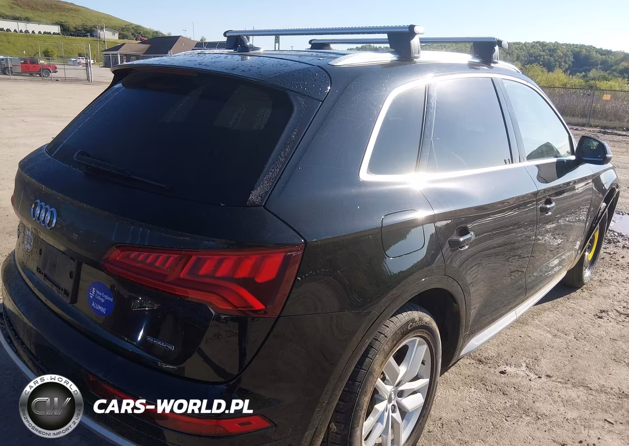 2020 Audi Q5 Premium 45 Tfsi Quattro S Tronic-Titanium Premium 45 Tfsi Quattro S Tronic VIN:WA1ANAFY1L2016400 - 4