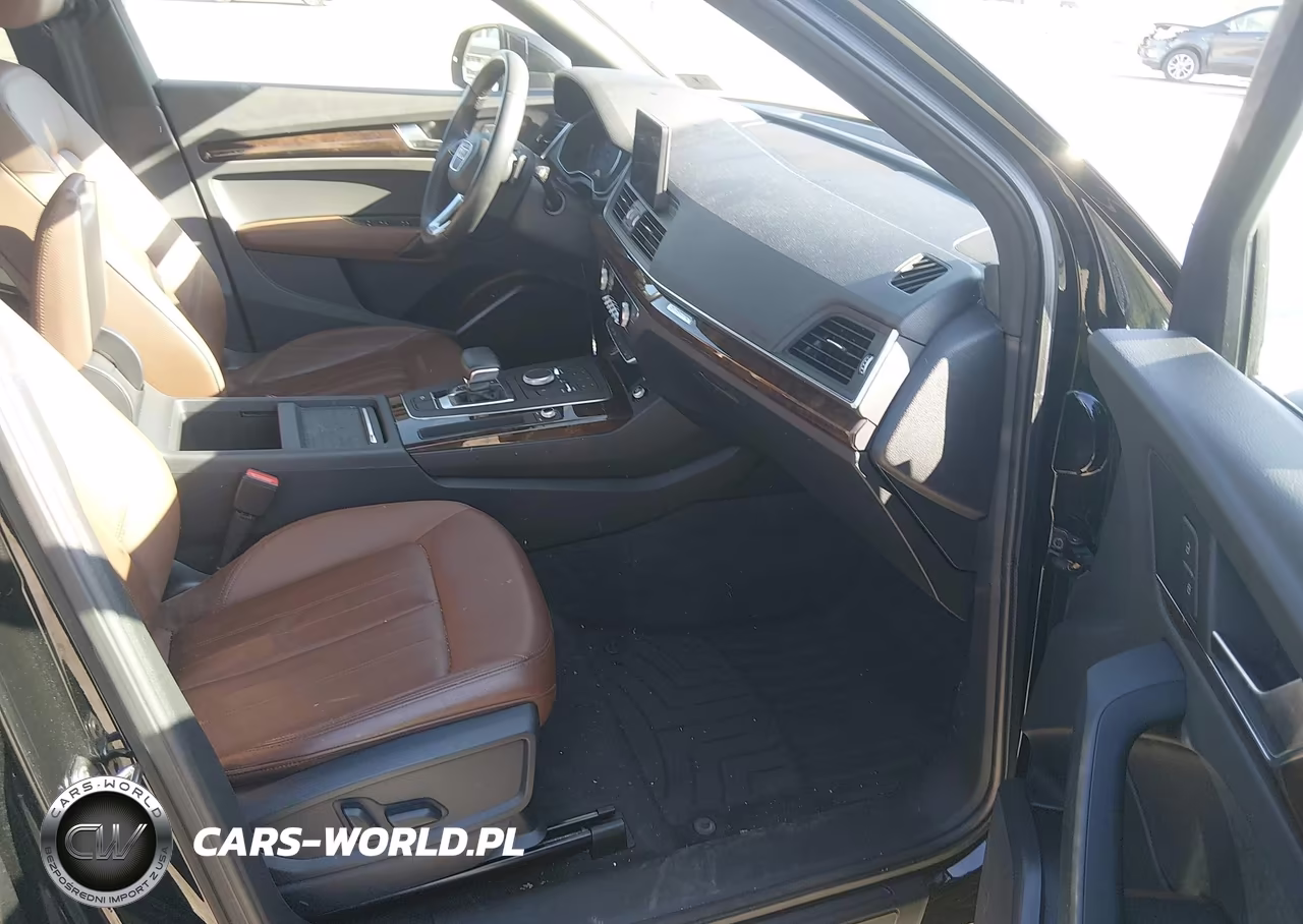 2020 Audi Q5 Premium 45 Tfsi Quattro S Tronic-Titanium Premium 45 Tfsi Quattro S Tronic VIN:WA1ANAFY1L2016400 - 5