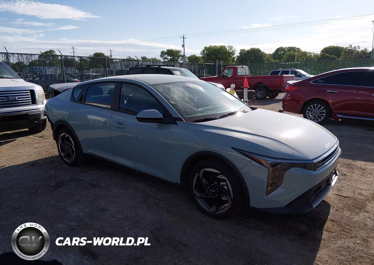 2025 Kia K4 Ex – zdjęcie 1 z 17