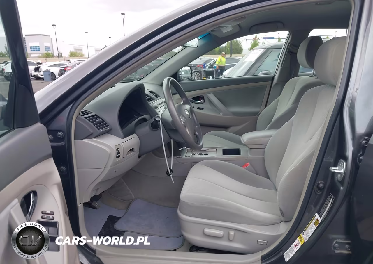 2009 Toyota Camry Le VIN:4T4BE46K39R124040 - 5