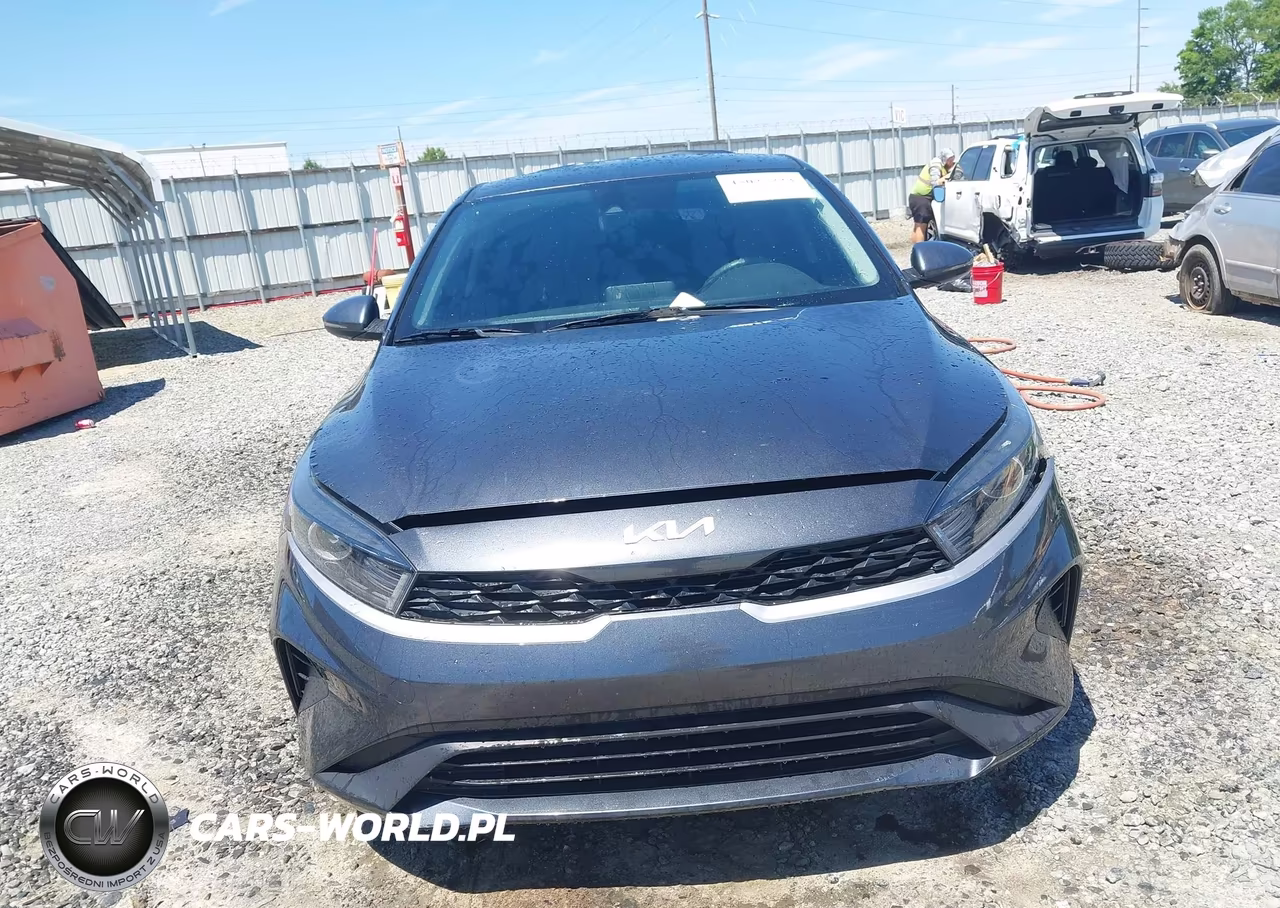 2022 Kia Forte Lxs VIN:3KPF24AD4NE486288 - 12
