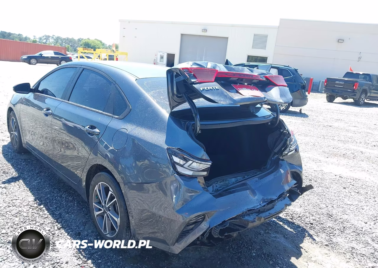 2022 Kia Forte Lxs VIN:3KPF24AD4NE486288 - 6