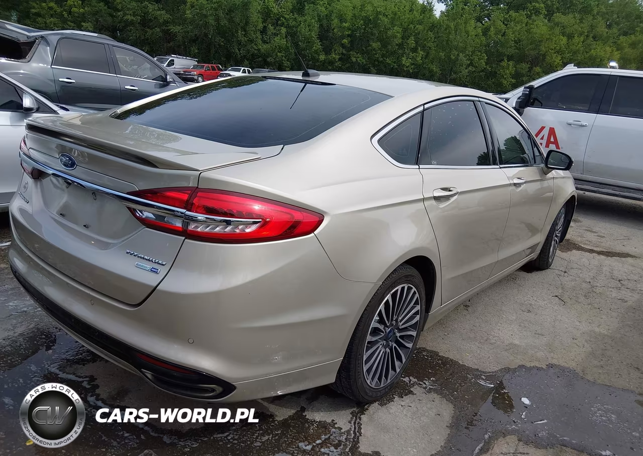 2018 Ford Fusion Titanium VIN:3FA6P0D94JR168620 - 4