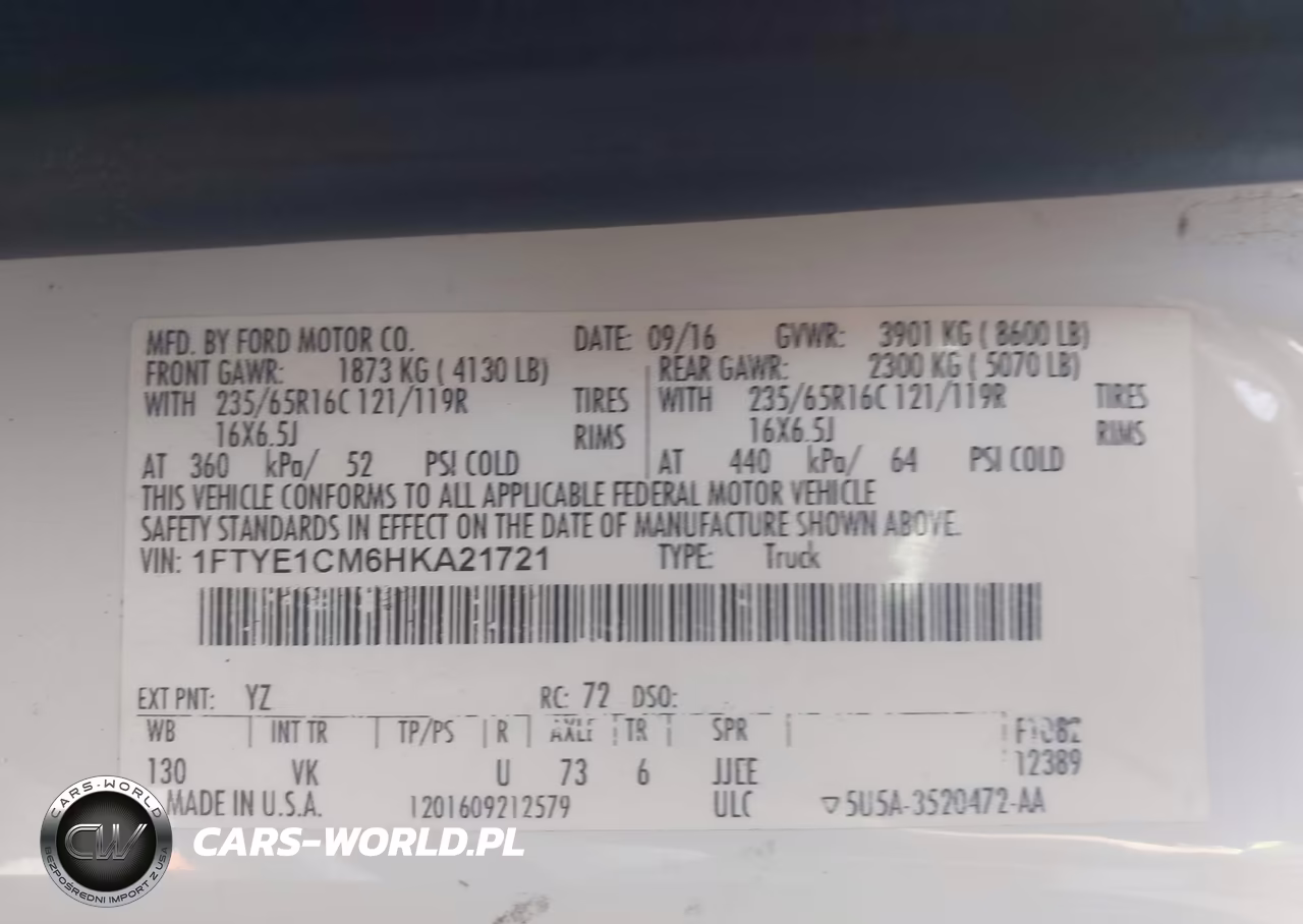 2017 Ford Transit-150 VIN:1FTYE1CM6HKA21721 - 9