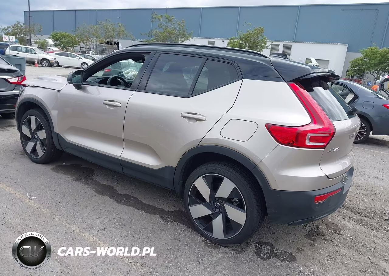 2023 Volvo Xc40 Recharge Pure Electric Twin Ultimate VIN:YV4ED3UM8P2070625 - 3