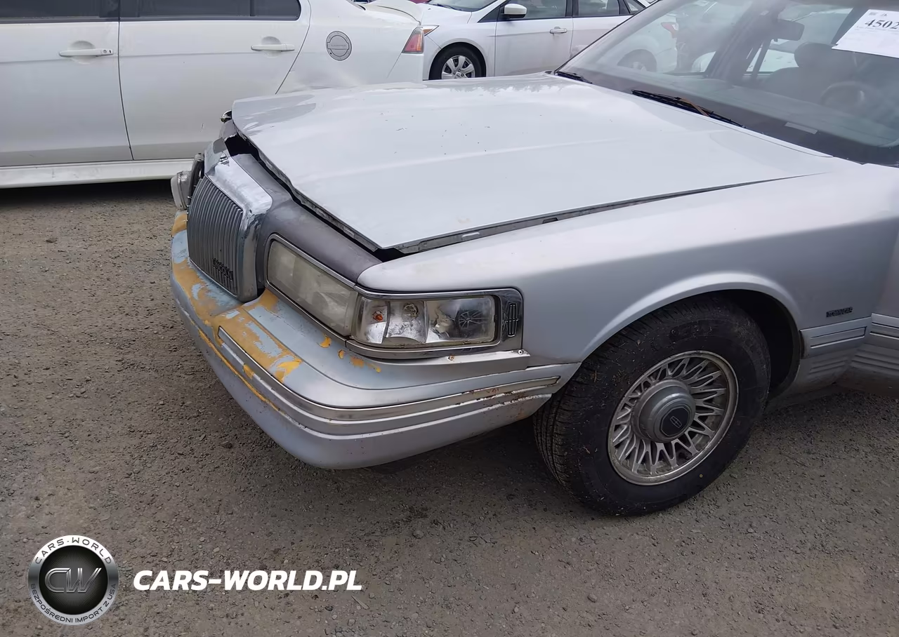 1996 Lincoln Town Car Executive VIN:1LNLM81W7TY711666 - 15