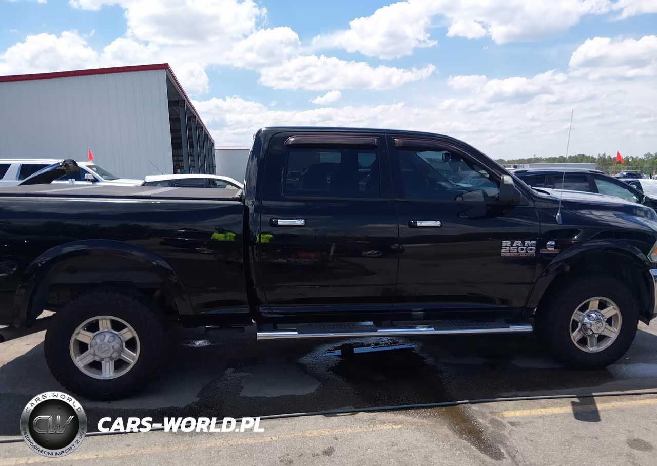 2013 Ram 2500 Laramie VIN:3C6UR5FL9DG615581 - 13