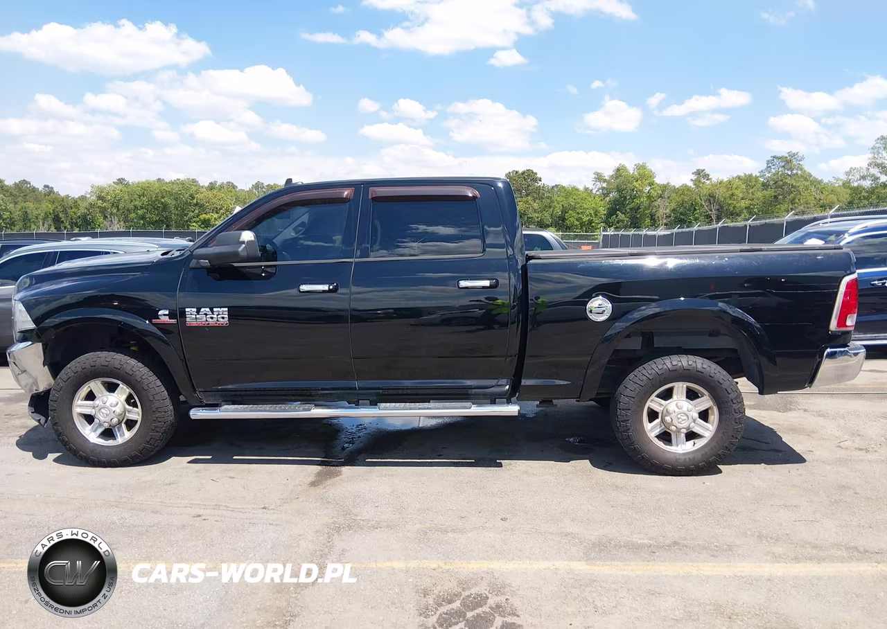 2013 Ram 2500 Laramie VIN:3C6UR5FL9DG615581 - 14