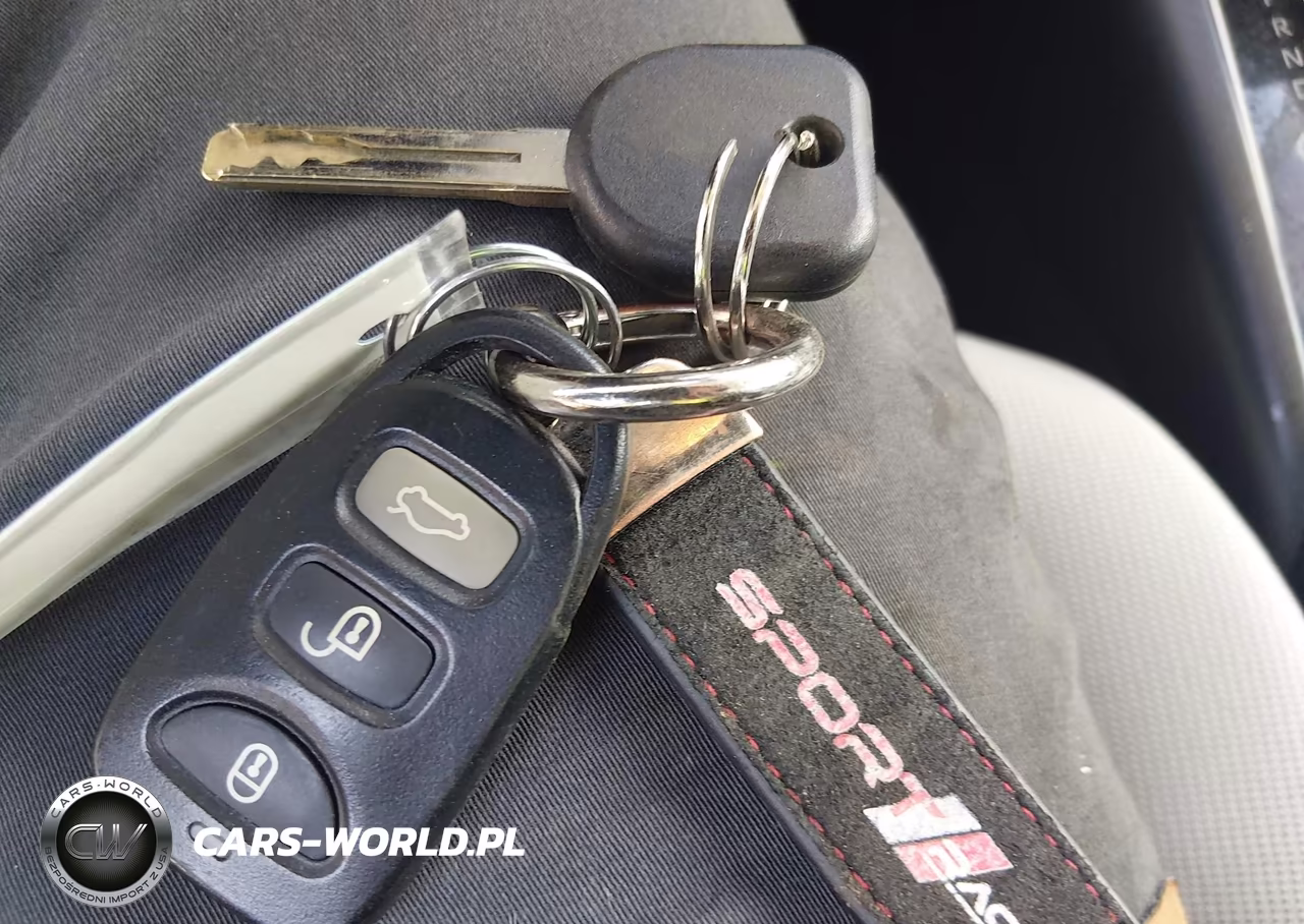 2020 Toyota Corolla Le VIN:JTDEPRAE2LJ014920 - 11