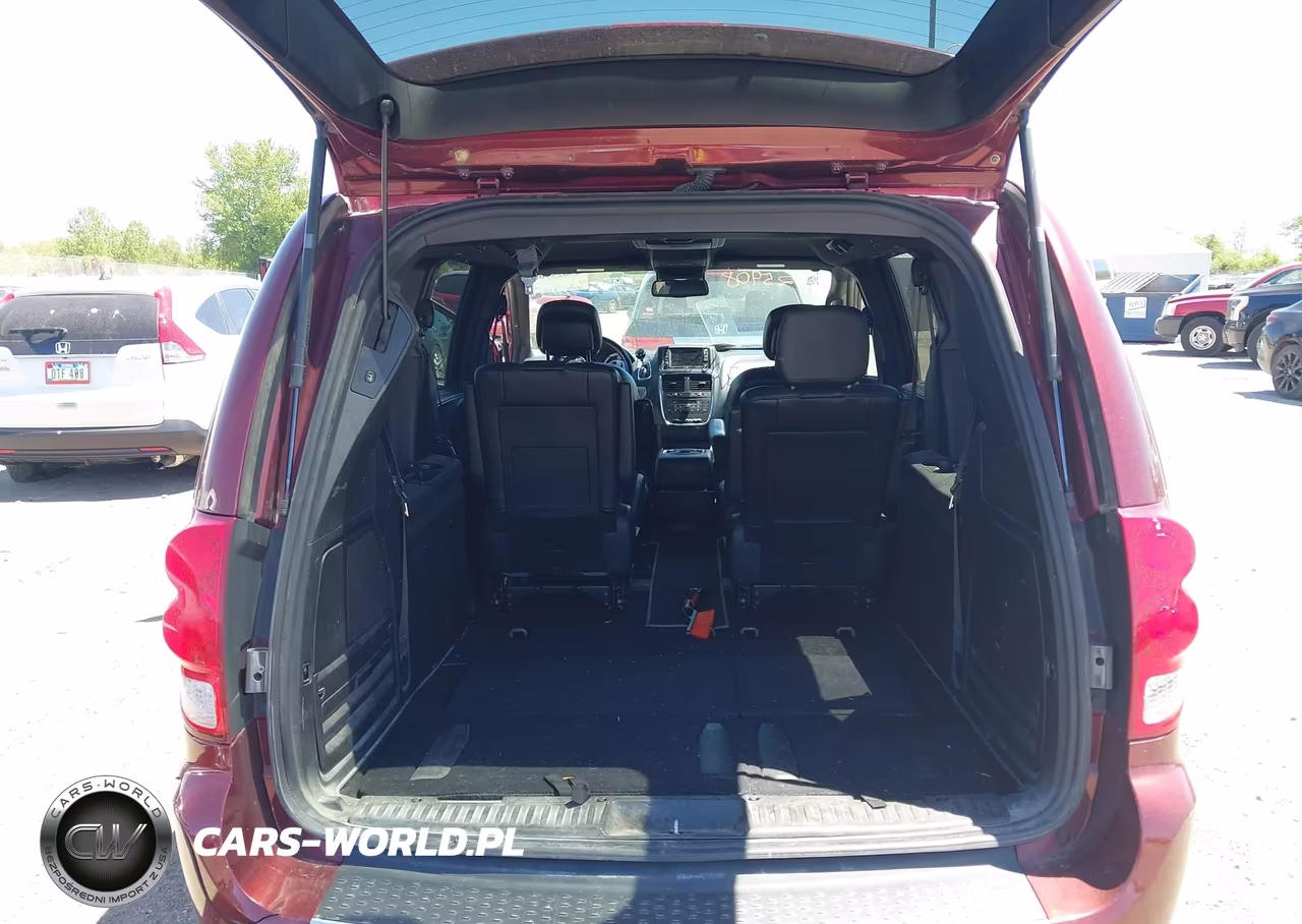 2018 Dodge Grand Caravan Gt VIN:2C4RDGEG6JR343090 - 19