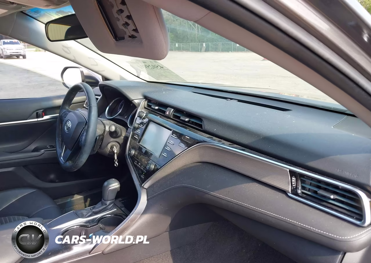 2018 Toyota Camry Se VIN:4T1B11HK8JU587247 - 5
