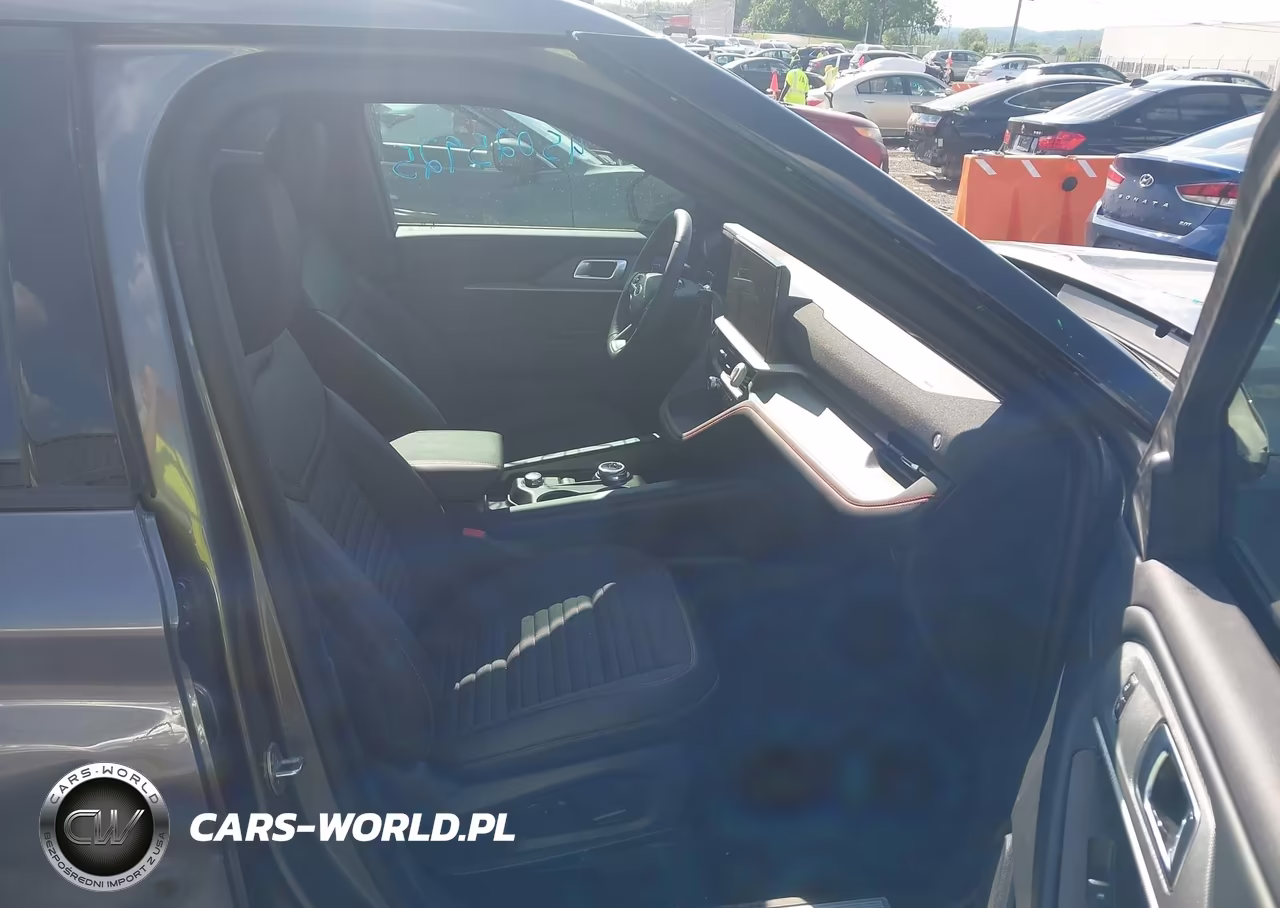 2026 Ford Explorer St-Line VIN:1FMUK7KH1TGB07704 - 13
