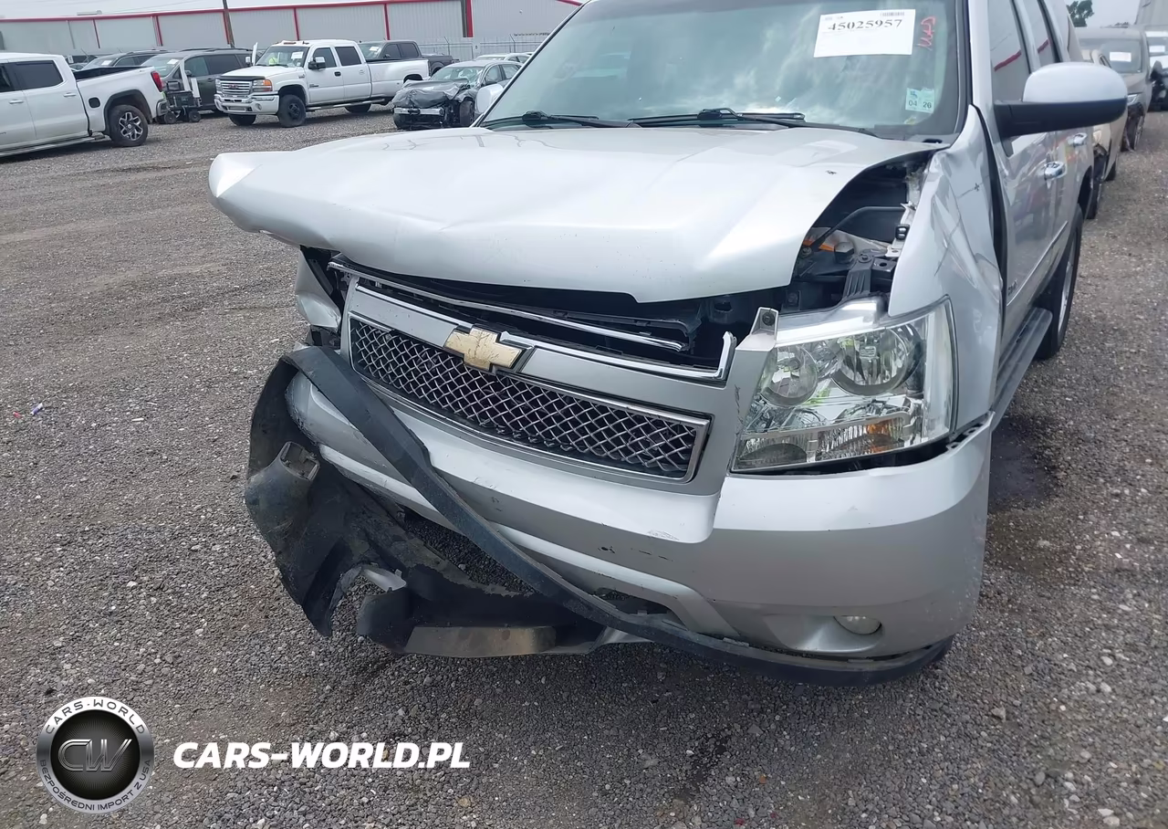 2010 Chevrolet Tahoe Ltz VIN:1GNUCCE07AR219352 - 18