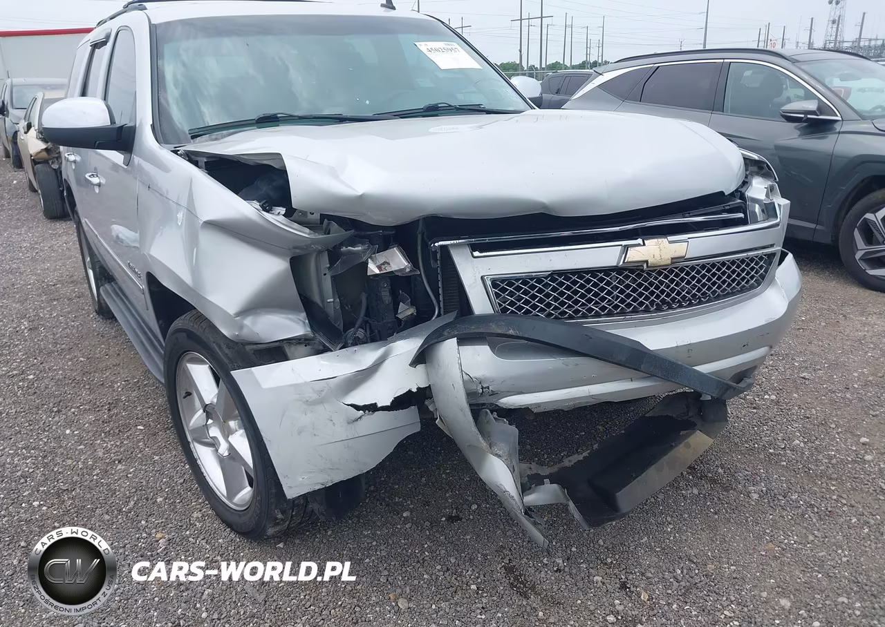 2010 Chevrolet Tahoe Ltz VIN:1GNUCCE07AR219352 - 6