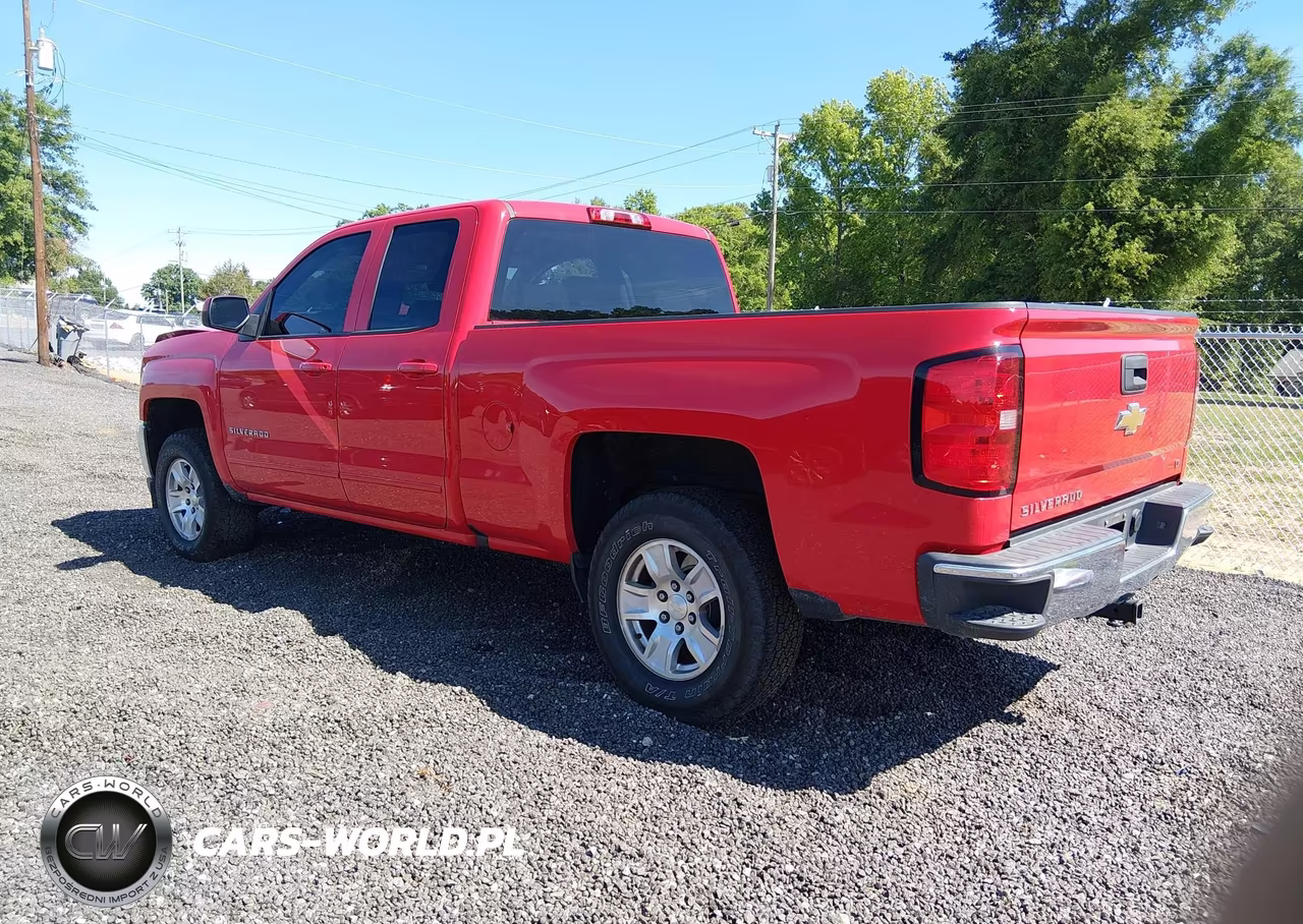 2018 Chevrolet Silverado 1500 1Lt VIN:1GCRCREH9JZ164412 - 3