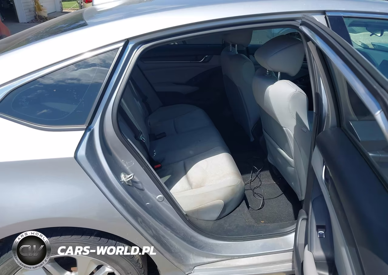 2018 Honda Accord Lx VIN:1HGCV1F19JA129503 - 8