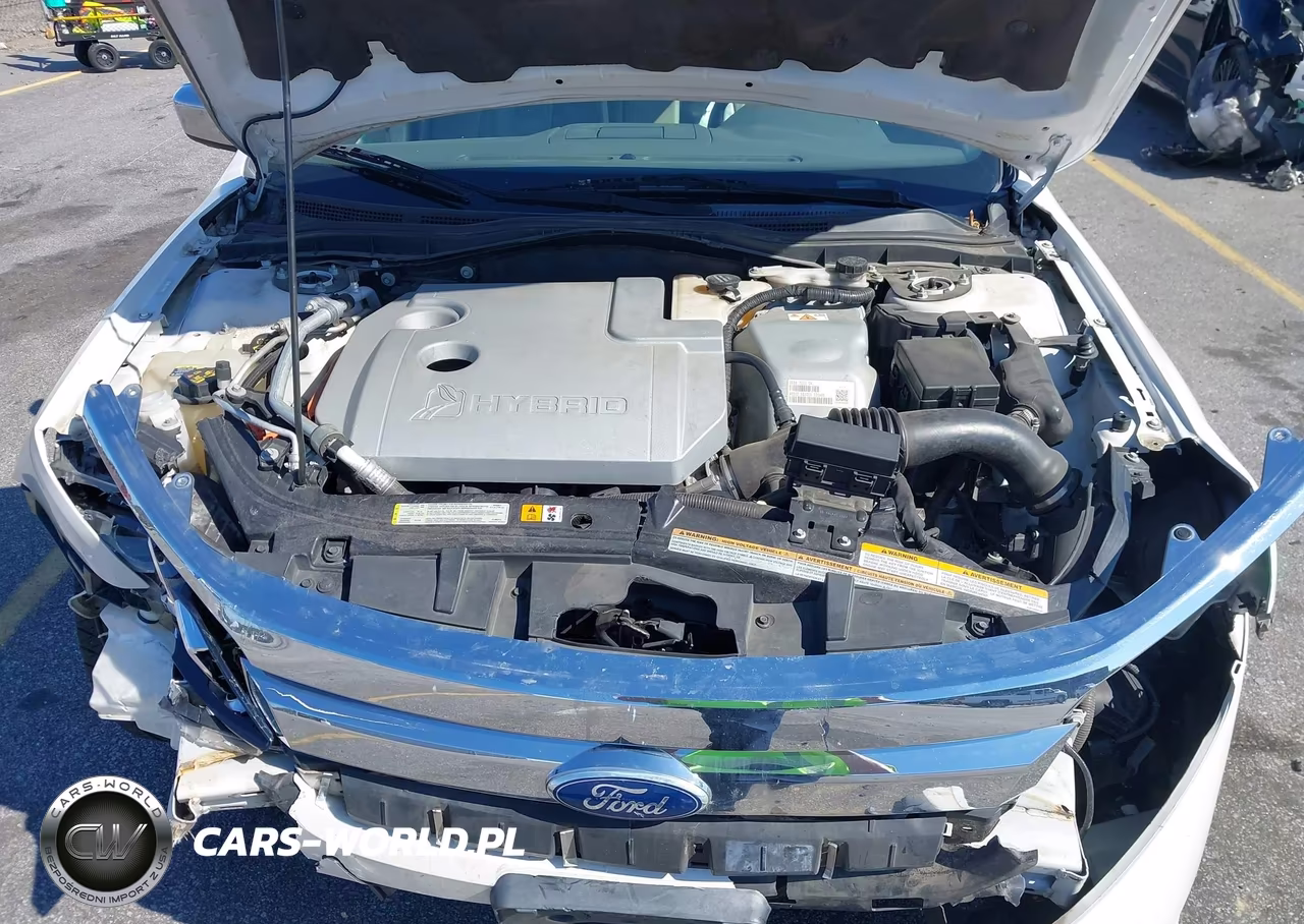 2012 Ford Fusion Hybrid VIN:3FADP0L38CR228731 - 10