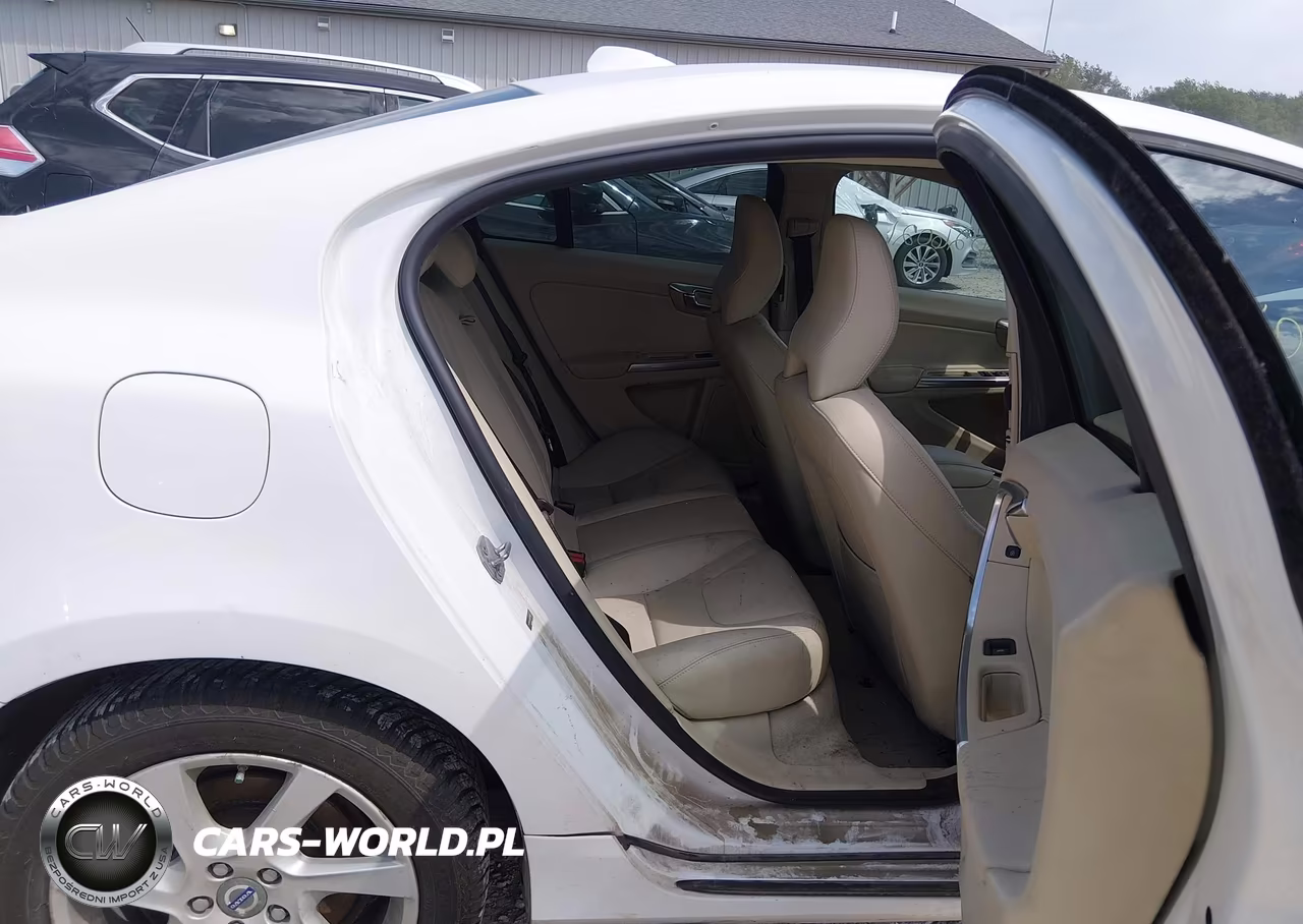 2015 Volvo S60 T5 VIN:YV140MFJ2F2351962 - 8