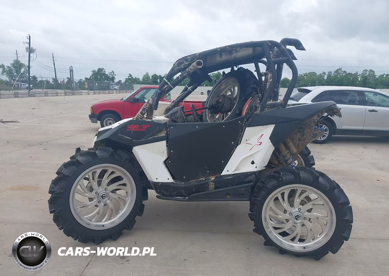 2015 Can-Am Maverick 1000R X Rs Dps VIN:3JBPXAP23FJ000107 - 12
