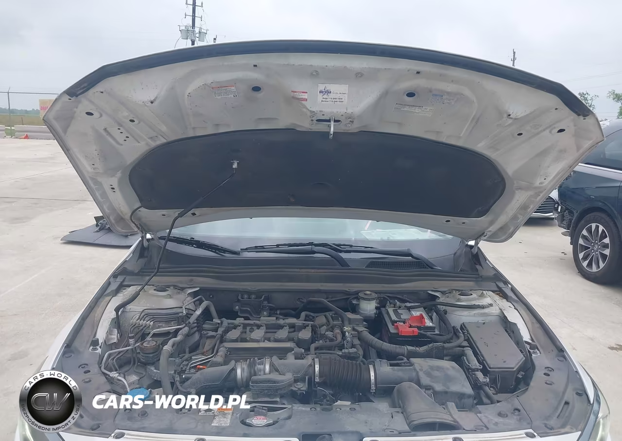2018 Honda Accord Touring VIN:1HGCV1F99JA042402 - 10