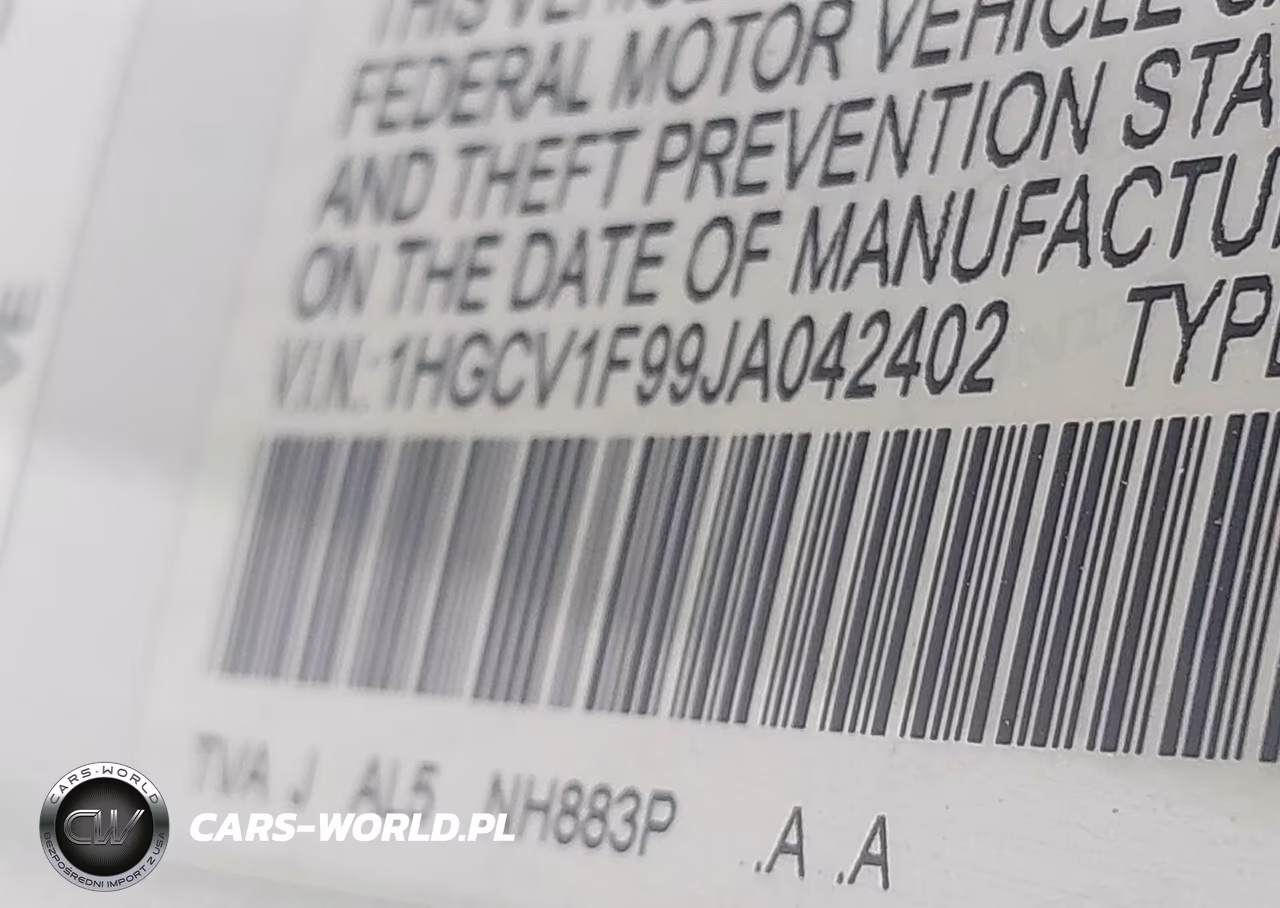2018 Honda Accord Touring VIN:1HGCV1F99JA042402 - 9