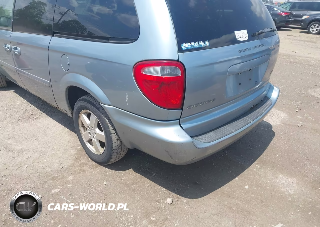 2005 Dodge Grand Caravan Sxt VIN:2D4GP44L35R492805 - 16
