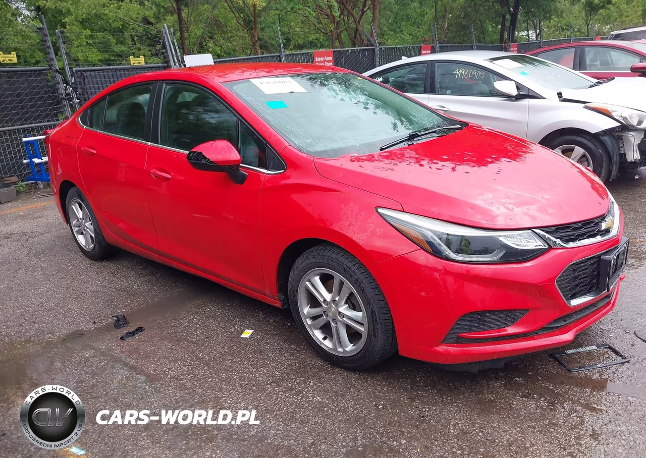 2017 Chevrolet Cruze Lt Auto – zdjęcie 1 z 17