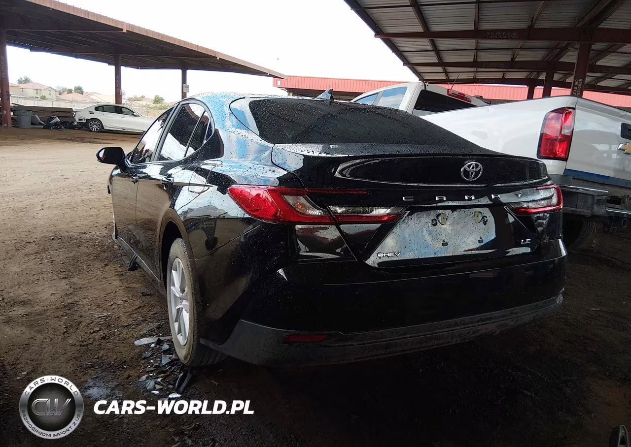 2025 Toyota Camry Le VIN:4T1DAACK8SU509486 - 3