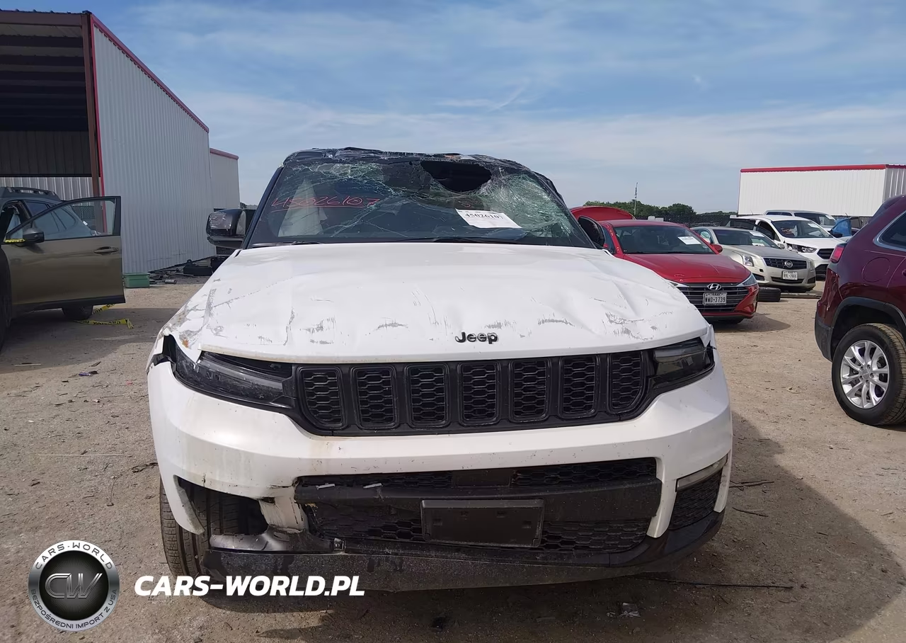 2025 Jeep Grand Cherokee L Limited 4X4 VIN:1C4RJKBG7S8780142 - 12