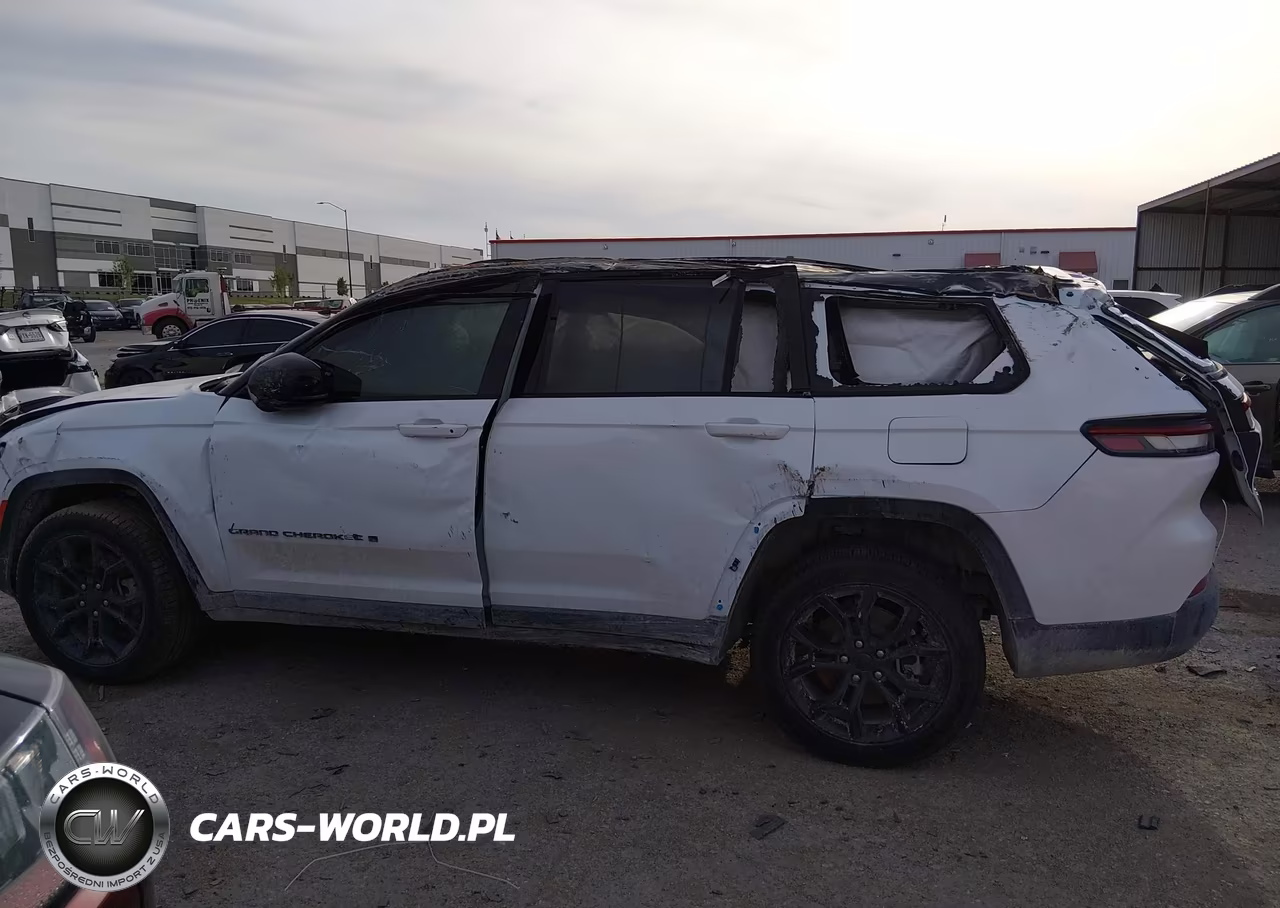 2025 Jeep Grand Cherokee L Limited 4X4 VIN:1C4RJKBG7S8780142 - 14