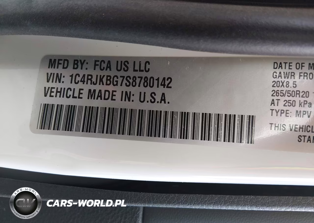 2025 Jeep Grand Cherokee L Limited 4X4 VIN:1C4RJKBG7S8780142 - 9