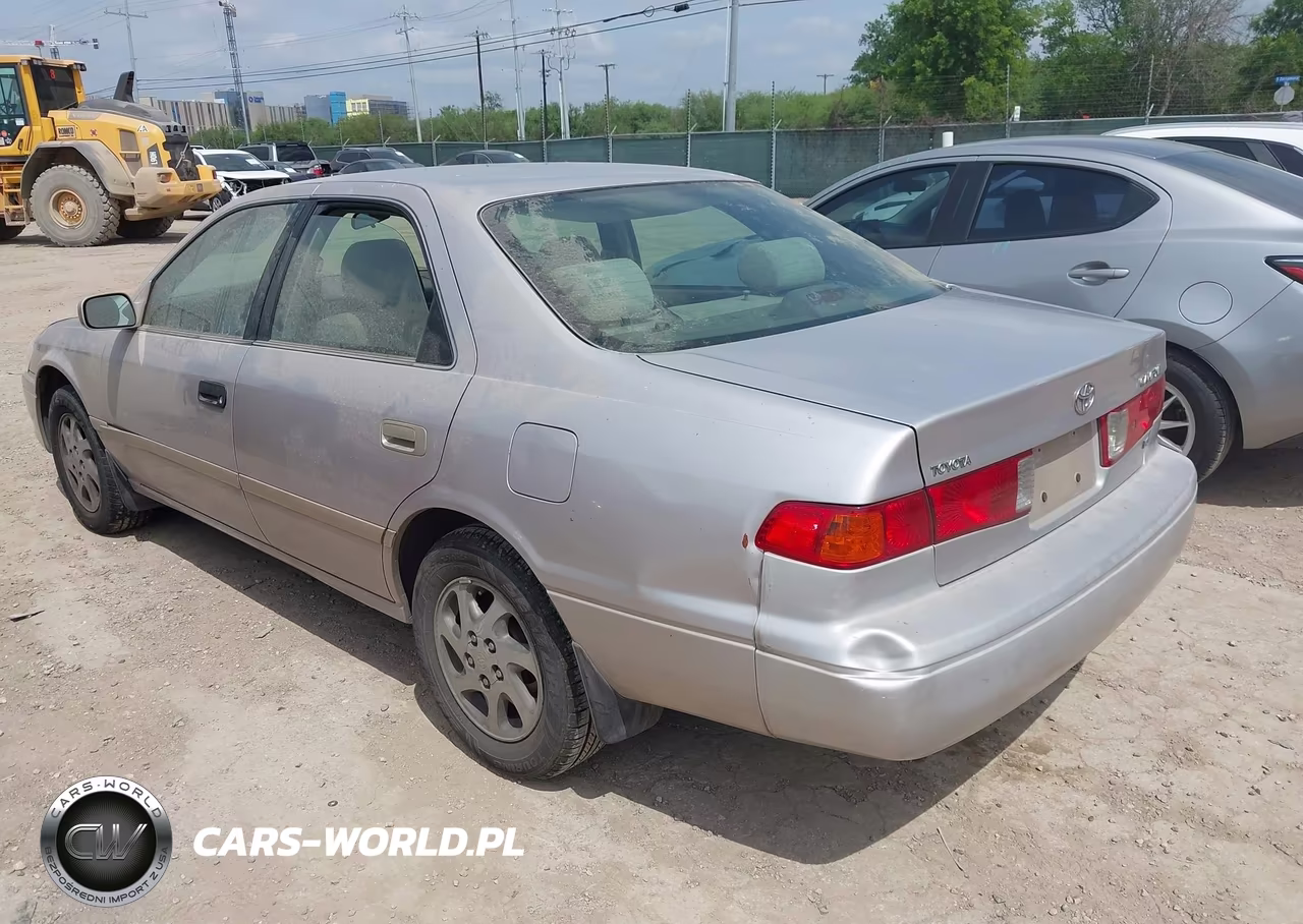 2000 Toyota Camry Le V6 VIN:4T1BF22K7YU097893 - 3