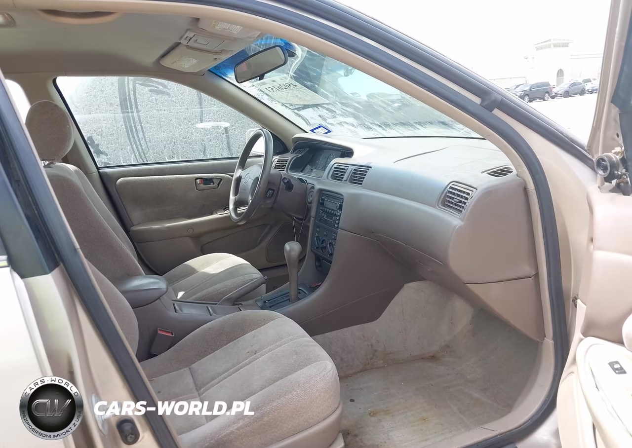 2000 Toyota Camry Le V6 VIN:4T1BF22K7YU097893 - 5