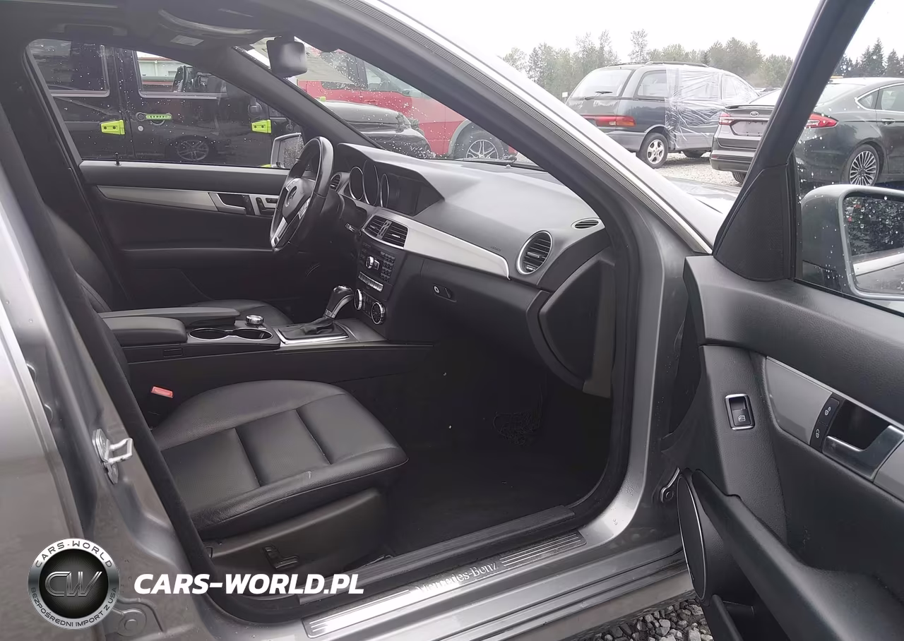 2013 Mercedes-Benz C 250 Sport VIN:WDDGF4HB6DR266012 - 18