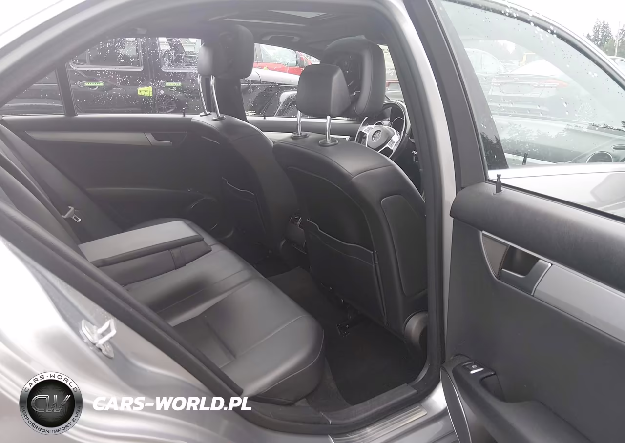2013 Mercedes-Benz C 250 Sport VIN:WDDGF4HB6DR266012 - 19